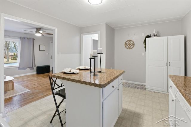 301 Princeton Court, Midland, MI 48640