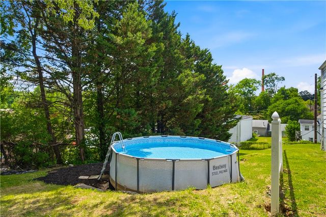 850 East North Street, Bethlehem City, PA 18017