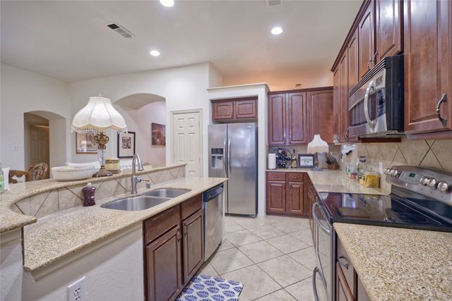 508 Hummingbird Drive, Little Elm, TX 75068