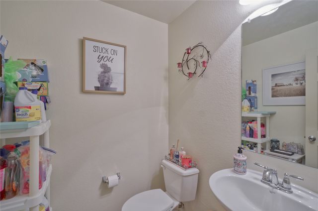 508 Hummingbird Drive, Little Elm, TX 75068