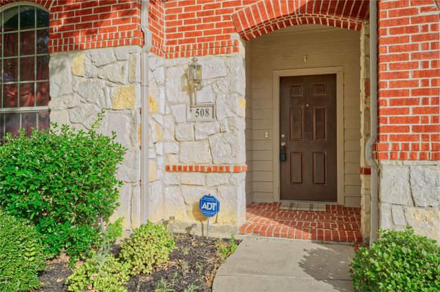 508 Hummingbird Drive, Little Elm, TX 75068