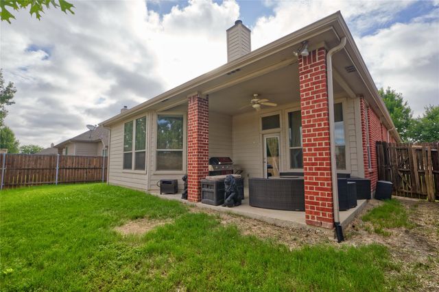 508 Hummingbird Drive, Little Elm, TX 75068