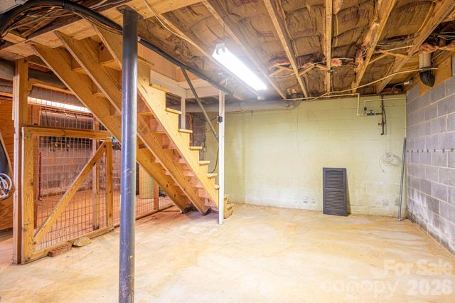 7448 W NC 27 Highway, Vale, NC 28168