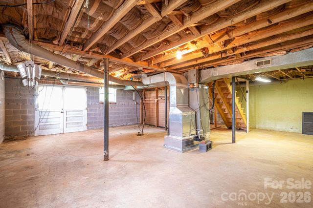 7448 W NC 27 Highway, Vale, NC 28168