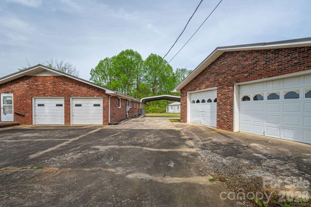 7448 W NC 27 Highway, Vale, NC 28168