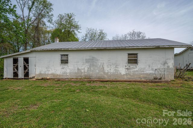 7448 W NC 27 Highway, Vale, NC 28168