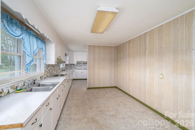 7448 W NC 27 Highway, Vale, NC 28168