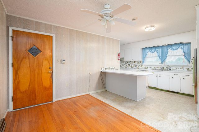 7448 W NC 27 Highway, Vale, NC 28168