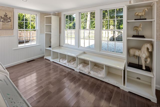 160 Cedar Road, Fairfield, CT 06890