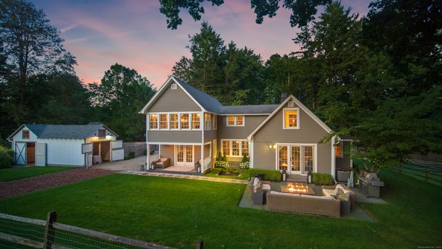 160 Cedar Road, Fairfield, CT 06890