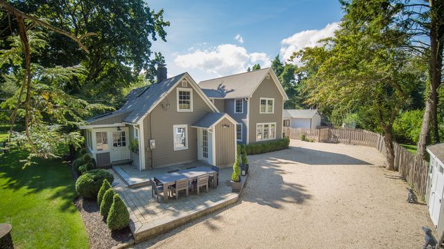 160 Cedar Road, Fairfield, CT 06890