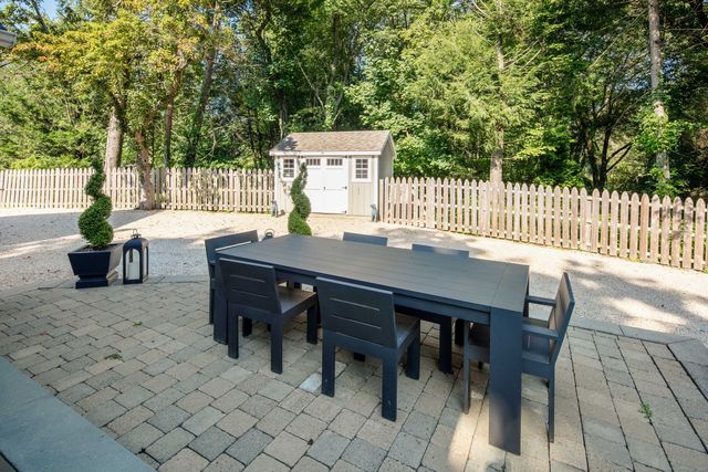 160 Cedar Road, Fairfield, CT 06890