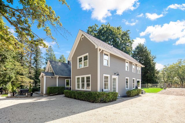 160 Cedar Road, Fairfield, CT 06890