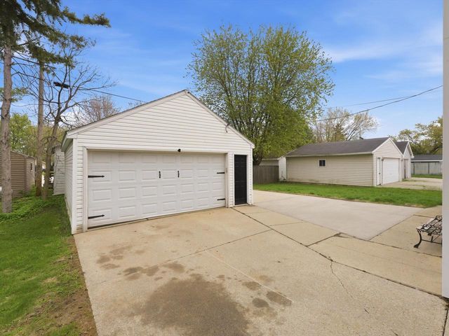 852 Frederick STREET, Oshkosh, WI 54901