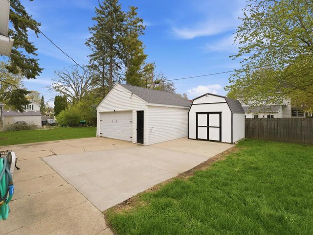 852 Frederick STREET, Oshkosh, WI 54901