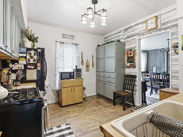 852 Frederick STREET, Oshkosh, WI 54901