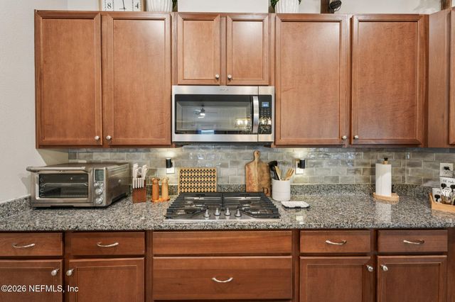 2895 WINDSOR LAKES Way, Green Cove Springs, FL 32043