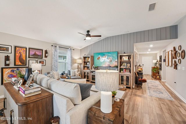 2895 WINDSOR LAKES Way, Green Cove Springs, FL 32043