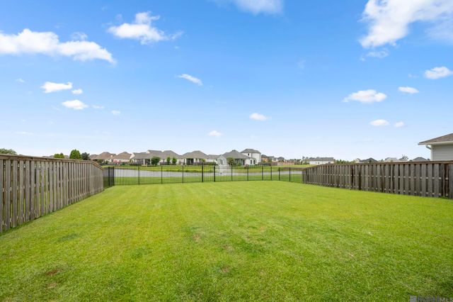 13904 Tideland Dr, Baton Rouge, LA 70810