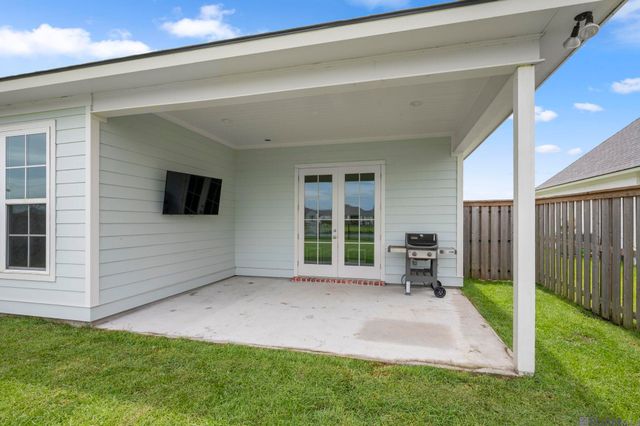13904 Tideland Dr, Baton Rouge, LA 70810