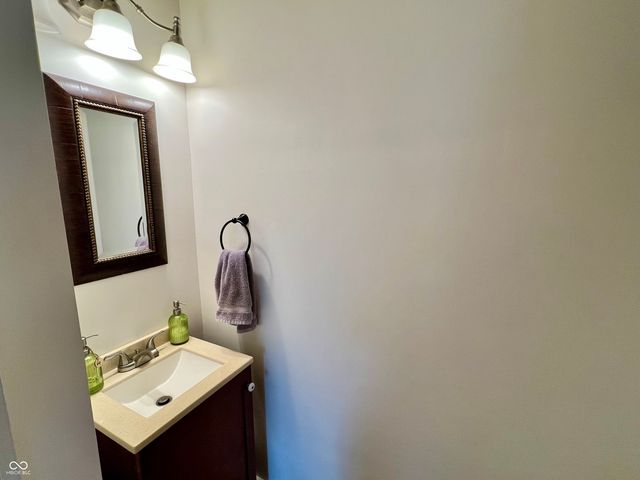 99 N Forsythe Street, Franklin, IN 46131