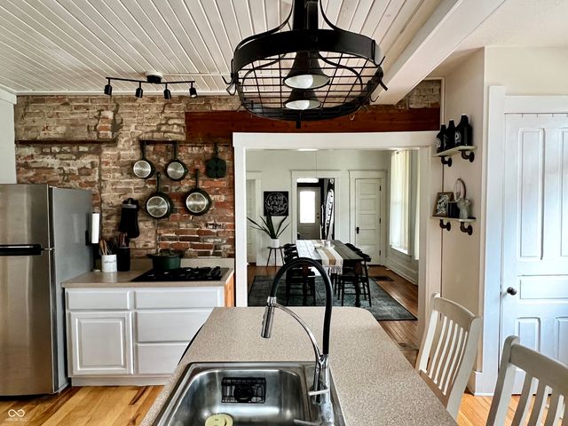 99 N Forsythe Street, Franklin, IN 46131