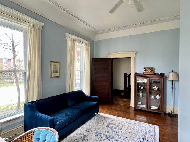 99 N Forsythe Street, Franklin, IN 46131