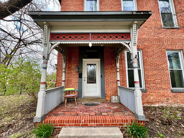 99 N Forsythe Street, Franklin, IN 46131