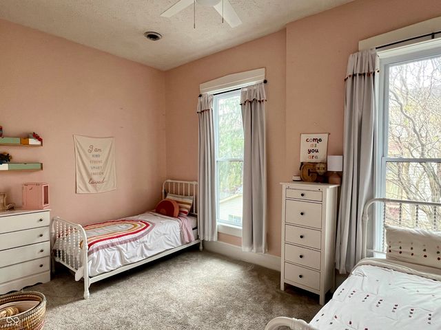 99 N Forsythe Street, Franklin, IN 46131