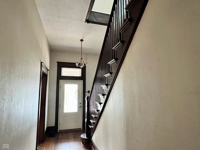 99 N Forsythe Street, Franklin, IN 46131