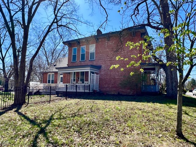 99 N Forsythe Street, Franklin, IN 46131