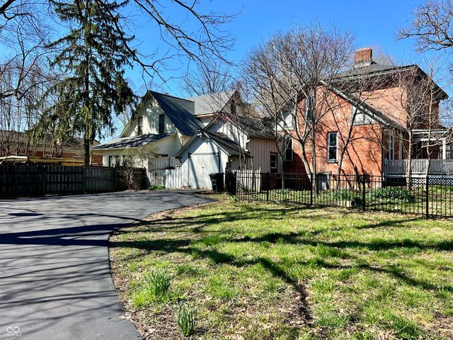 99 N Forsythe Street, Franklin, IN 46131