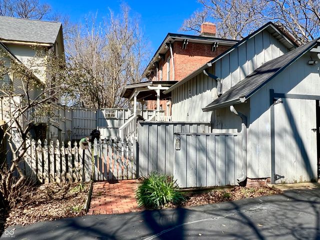 99 N Forsythe Street, Franklin, IN 46131