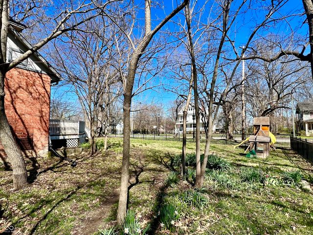 99 N Forsythe Street, Franklin, IN 46131