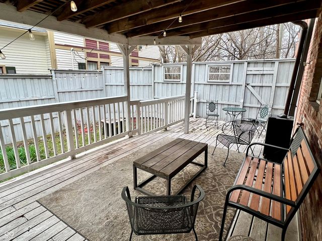 99 N Forsythe Street, Franklin, IN 46131