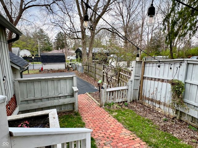 99 N Forsythe Street, Franklin, IN 46131