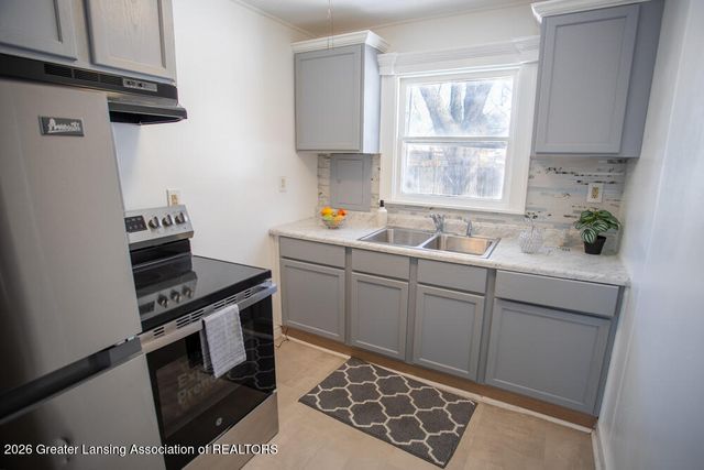 1941 Reo Road, Lansing, MI 48910