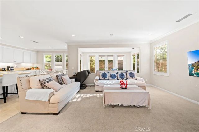 16 Sedgewick, Irvine, CA 92620