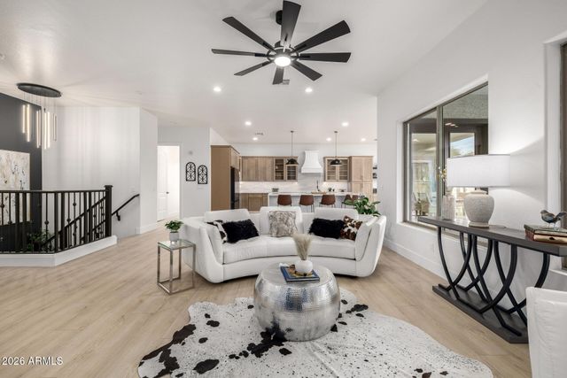 20901 S HADRIAN Way, Queen Creek, AZ 85142