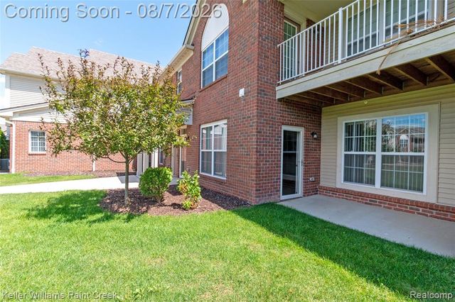22080 Andover Drive 94, Macomb, MI 48042