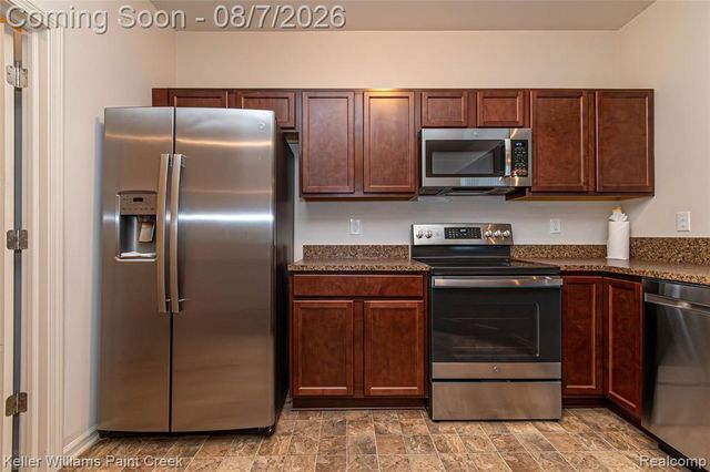 22080 Andover Drive 94, Macomb, MI 48042