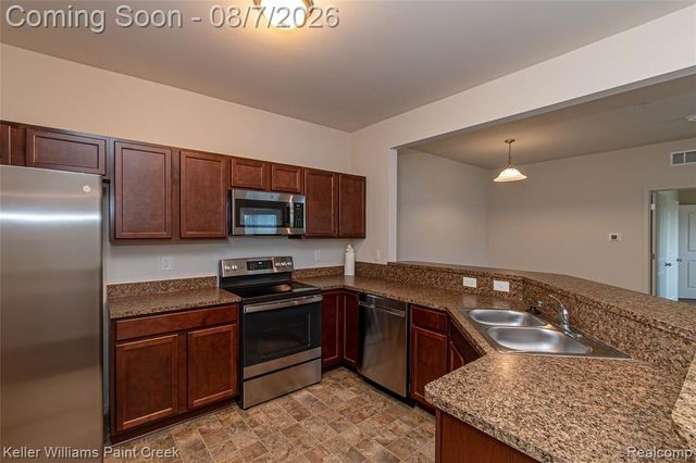 22080 Andover Drive 94, Macomb, MI 48042