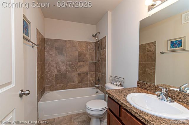22080 Andover Drive 94, Macomb, MI 48042
