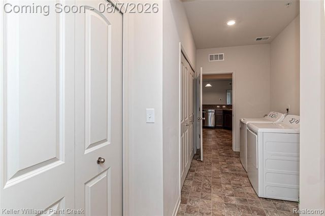 22080 Andover Drive 94, Macomb, MI 48042