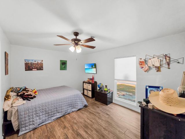 6125 Broadoak Street, Beaumont, TX 77713