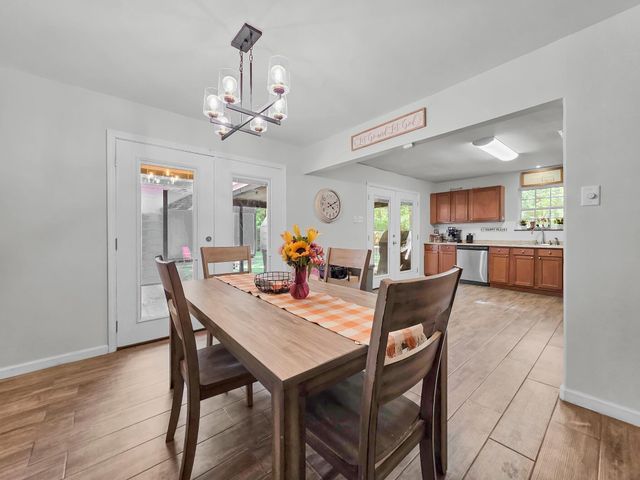 6125 Broadoak Street, Beaumont, TX 77713