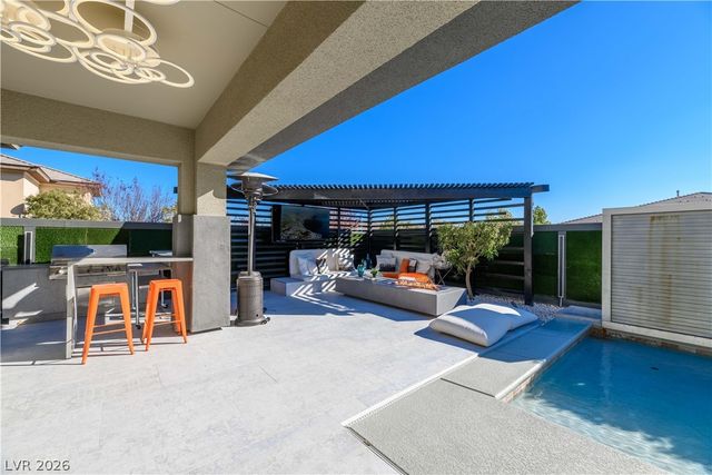 10605 Harvest Green Way, Las Vegas, NV 89135