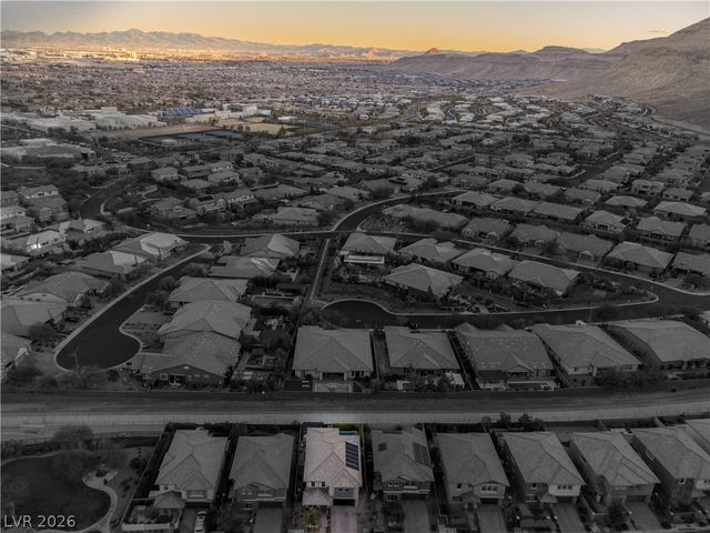 10605 Harvest Green Way, Las Vegas, NV 89135