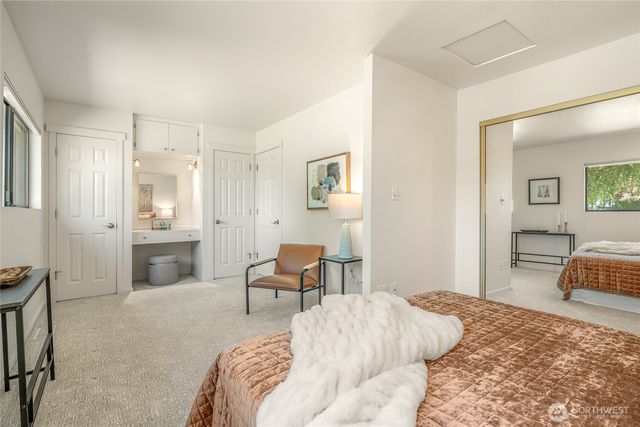 11627 NE 75th Street, Kirkland, WA 98033