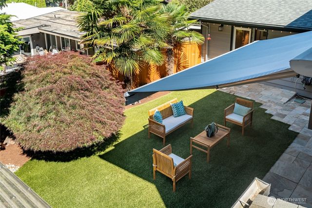 11627 NE 75th Street, Kirkland, WA 98033